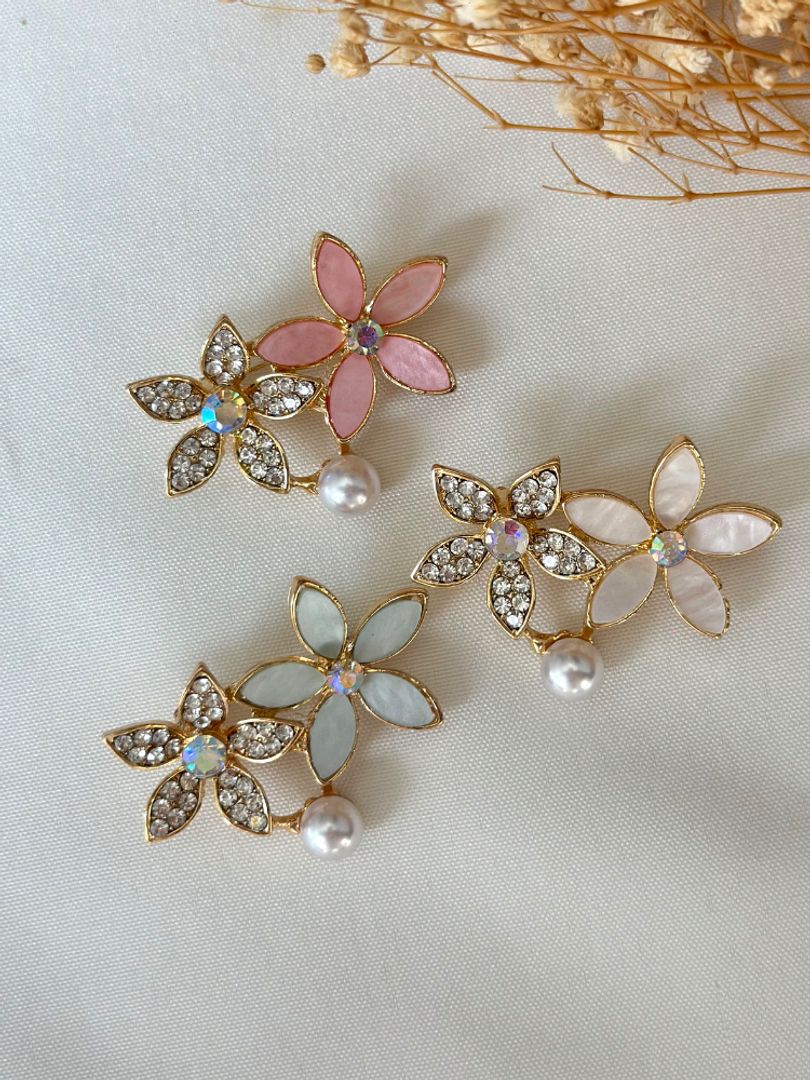 Prendedor flor triple 