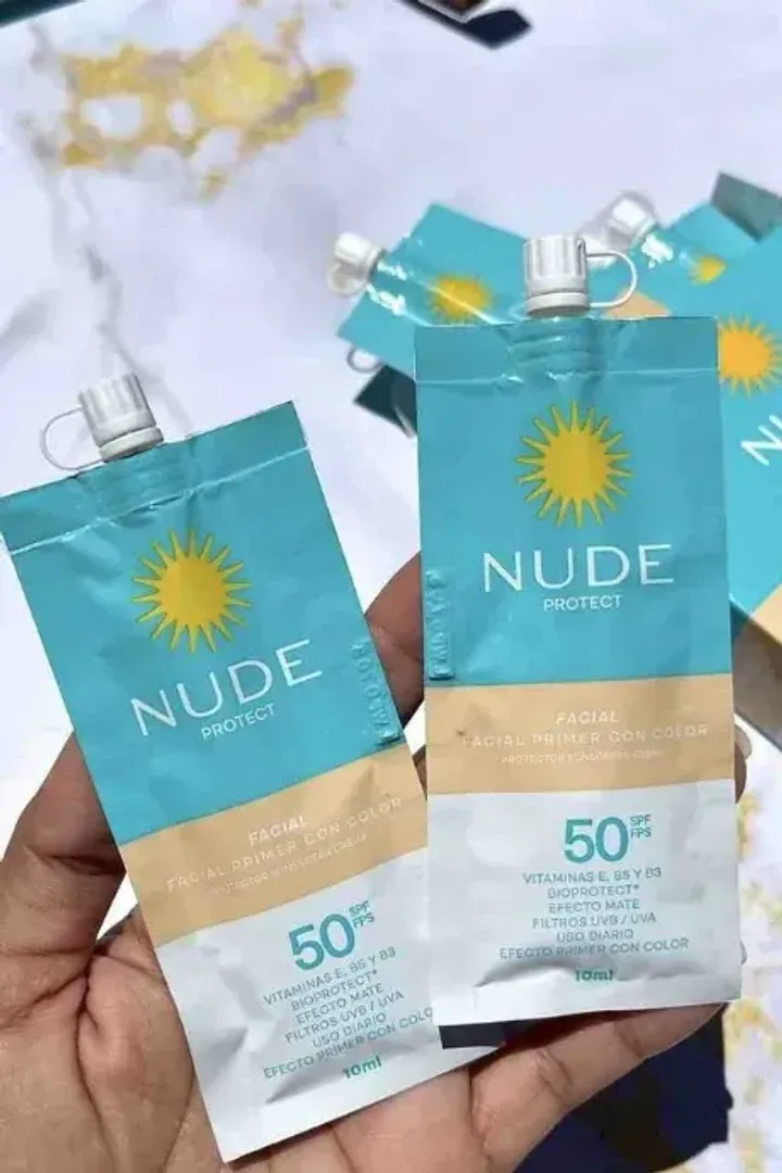 PROTECTOR SOLAR NUDE COLOR SACHET X 10 ML