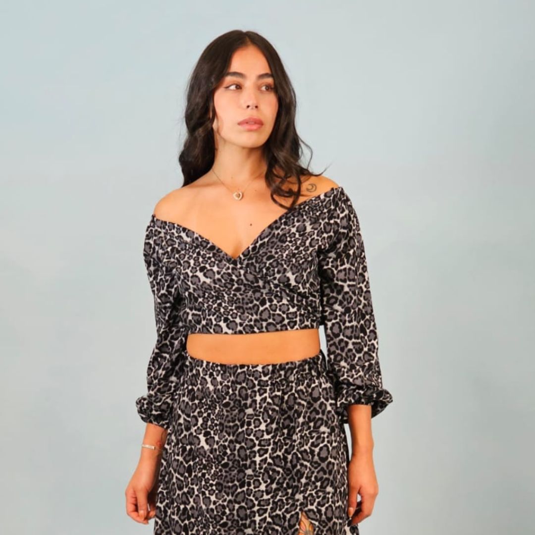 BLUSA CRUZADA MANGA BOMBACHA 