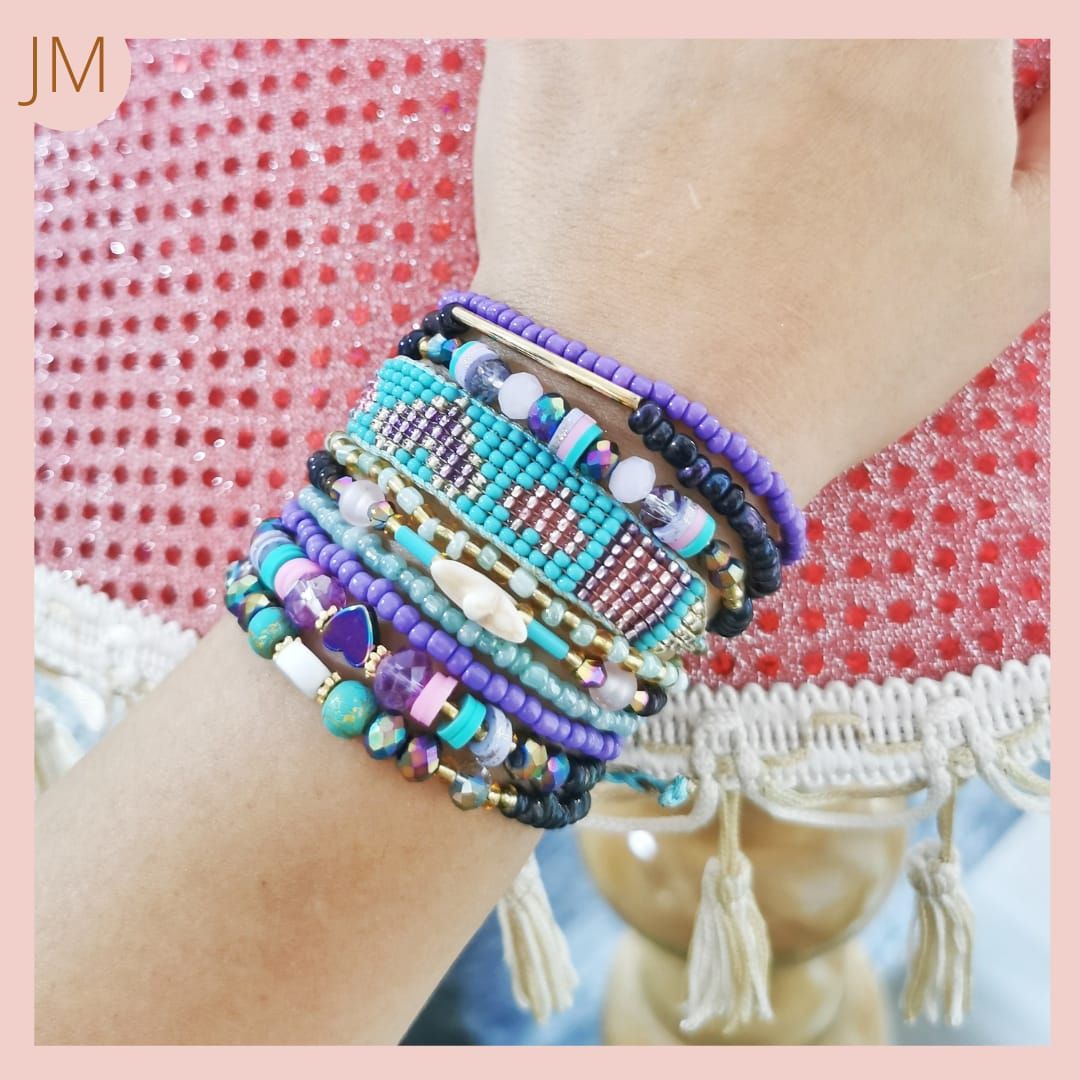 Set de Pulseras Moradas Mostacilla