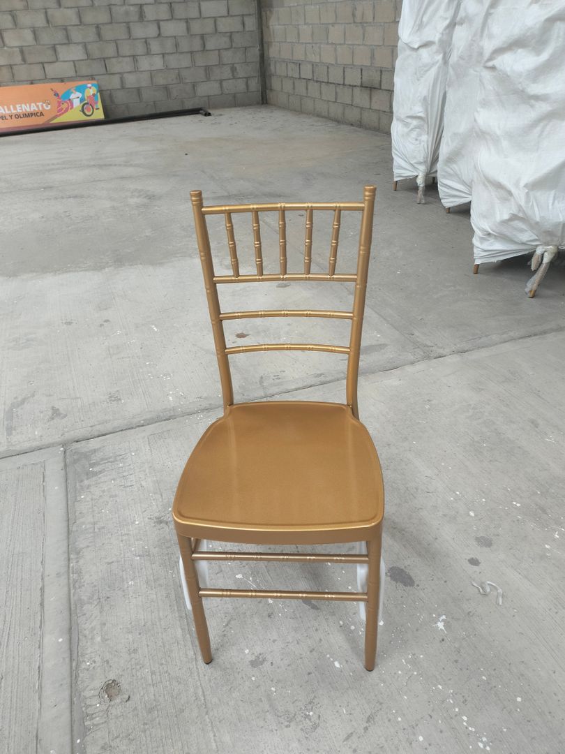 SILLAS CHIVARY DORADA 