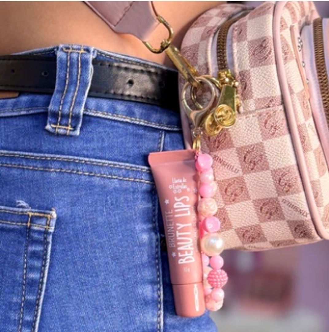 LLUVIA DE ESTRELLAS GLOSS CON LLAVERO