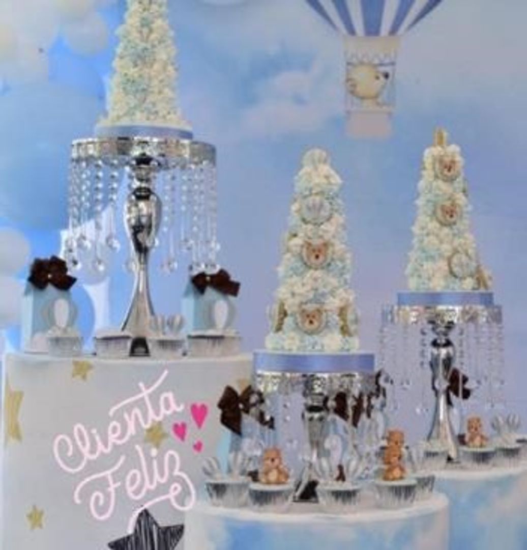 Set de tres bases en metal color plateado con espejo