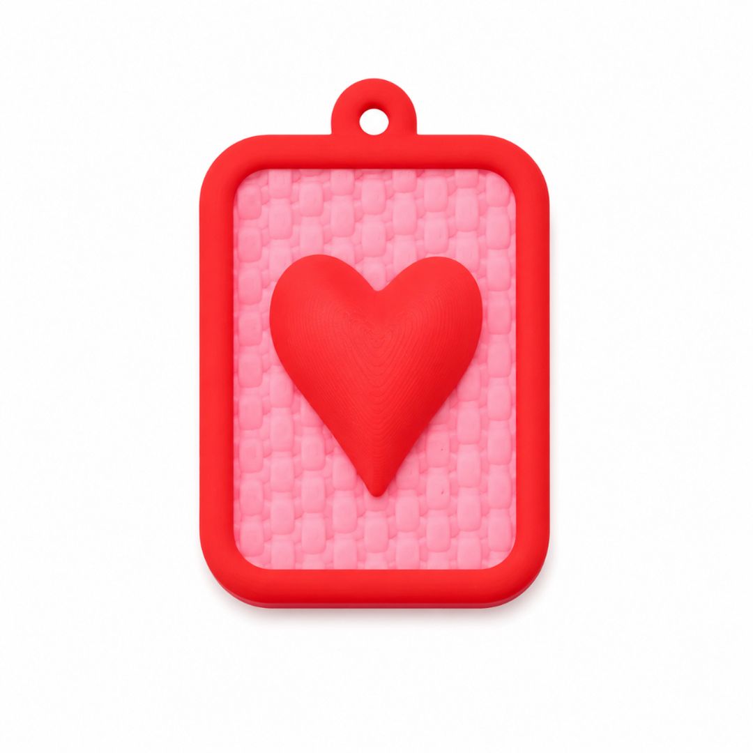 Dije placa corazon rojo