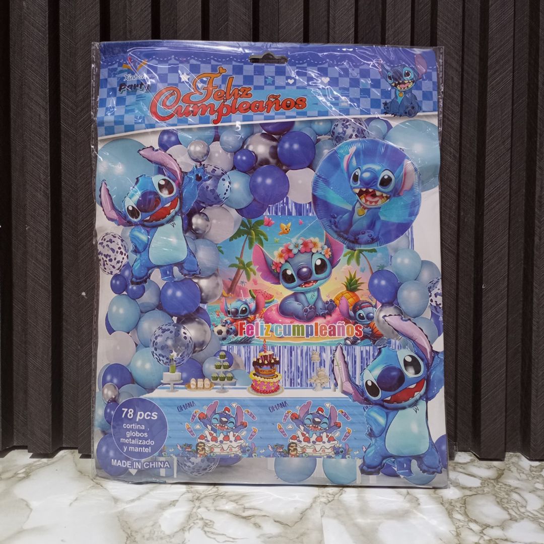 ARCO DE GLOBOS FONDO MANTEL Y CORTINA STICH