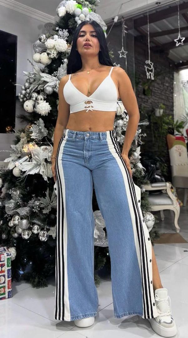 PANTALON BOTONES LATERALES