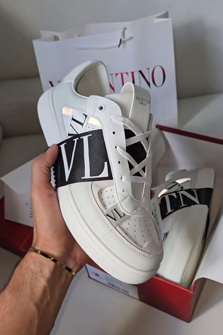 Valentino Garavani VL7N
