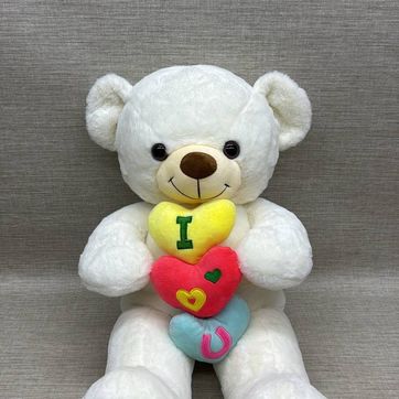 Imagen del producto OSO PATAS LARGAS CON CORAZONES 70 CM