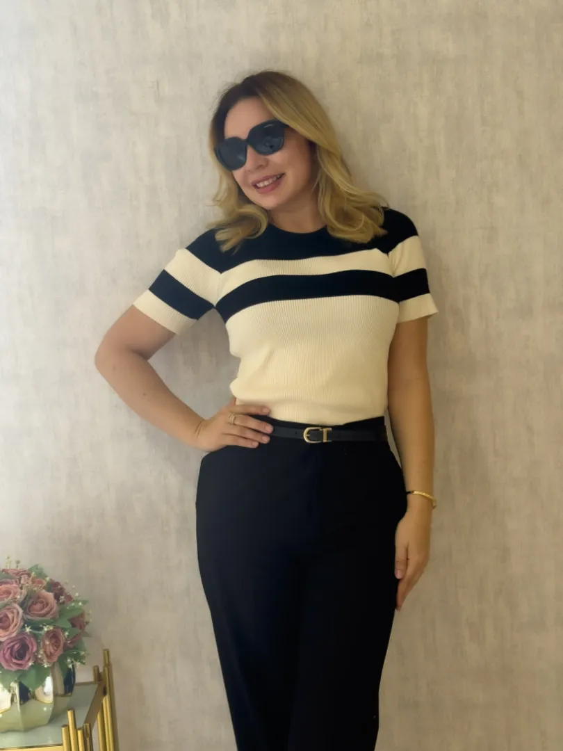 Camiseta Beige + Negro