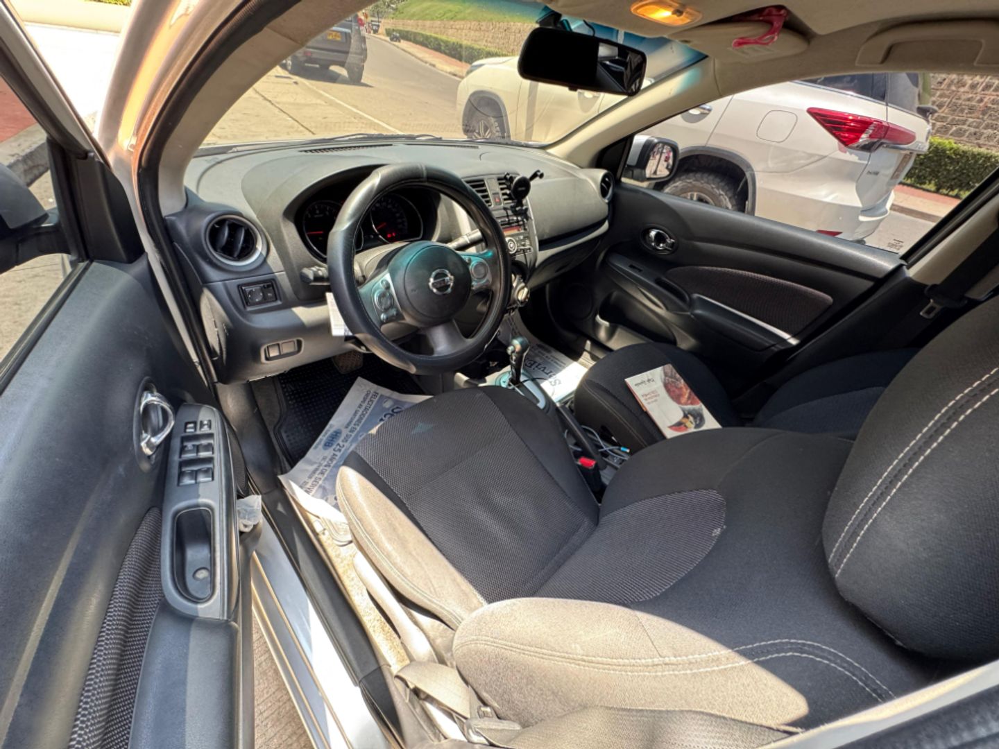 NISSAN VERSA 1.6L AUT ADVANCE 2015