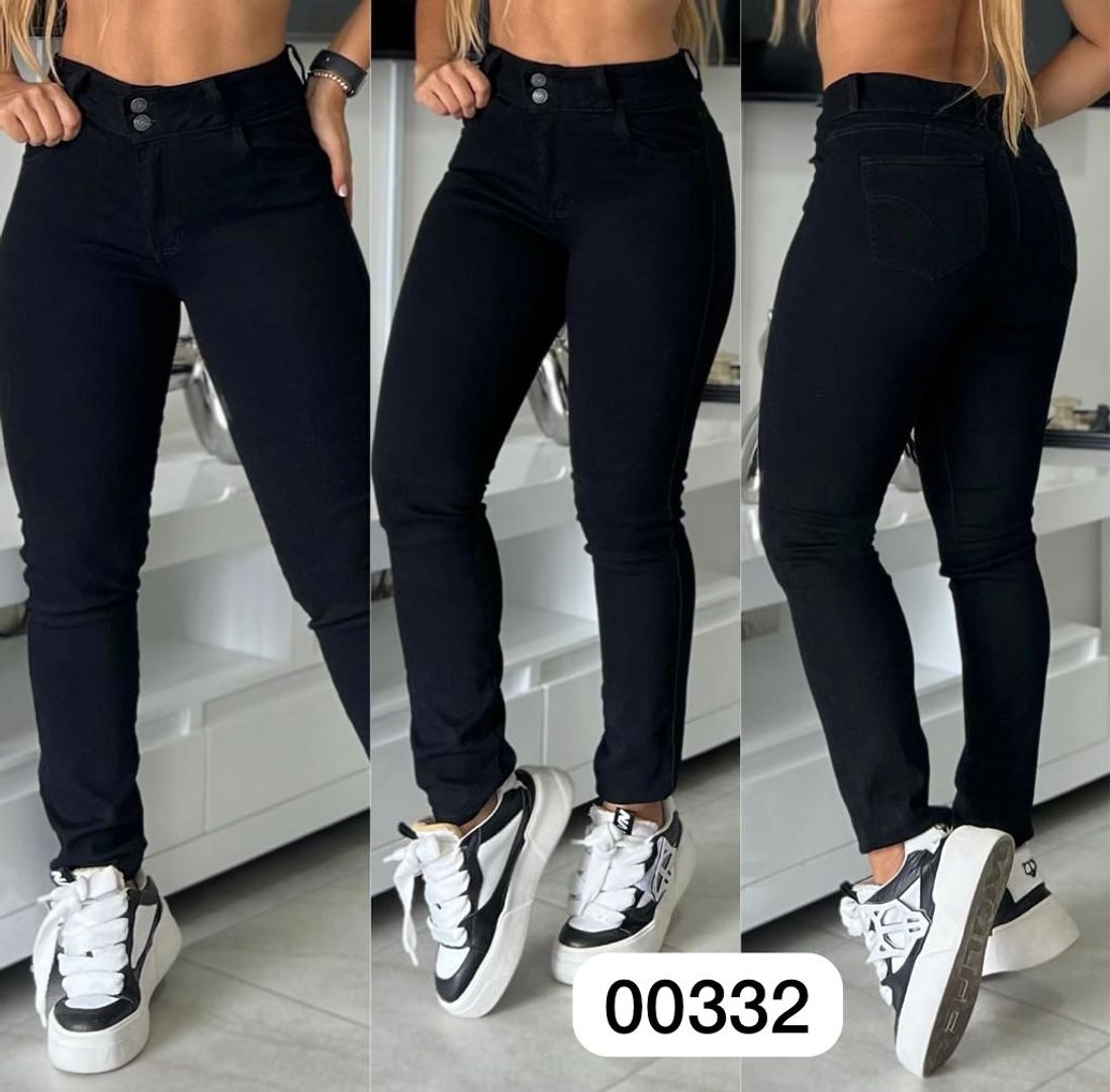 Pantalones de Dama  En Denim licrado  Tallas 6-8/10-12/14-16 Botones y cierre   Valor $60.000 por mayor Valor $65.000 unidad  Dólares $1