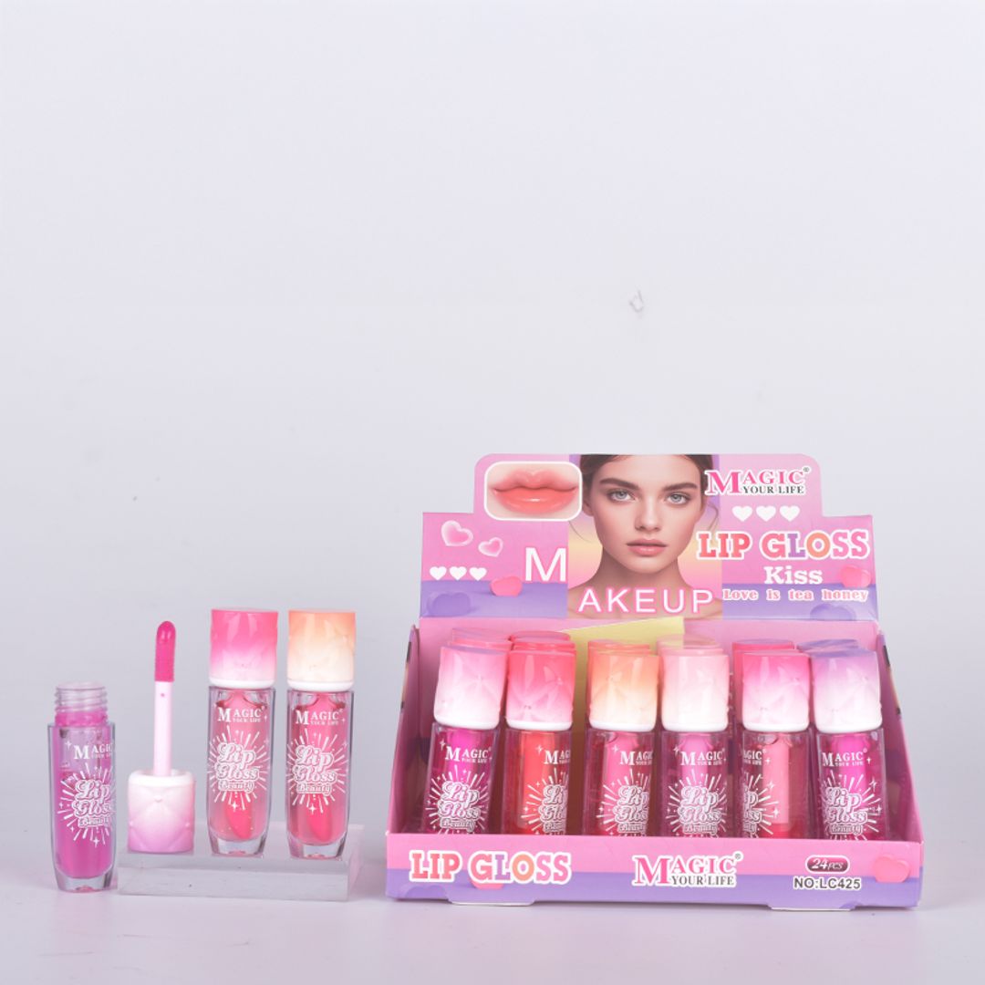 LIP GLOSS