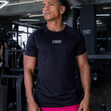 CAMISETA SLIM FIT NEGRA - imagen 1