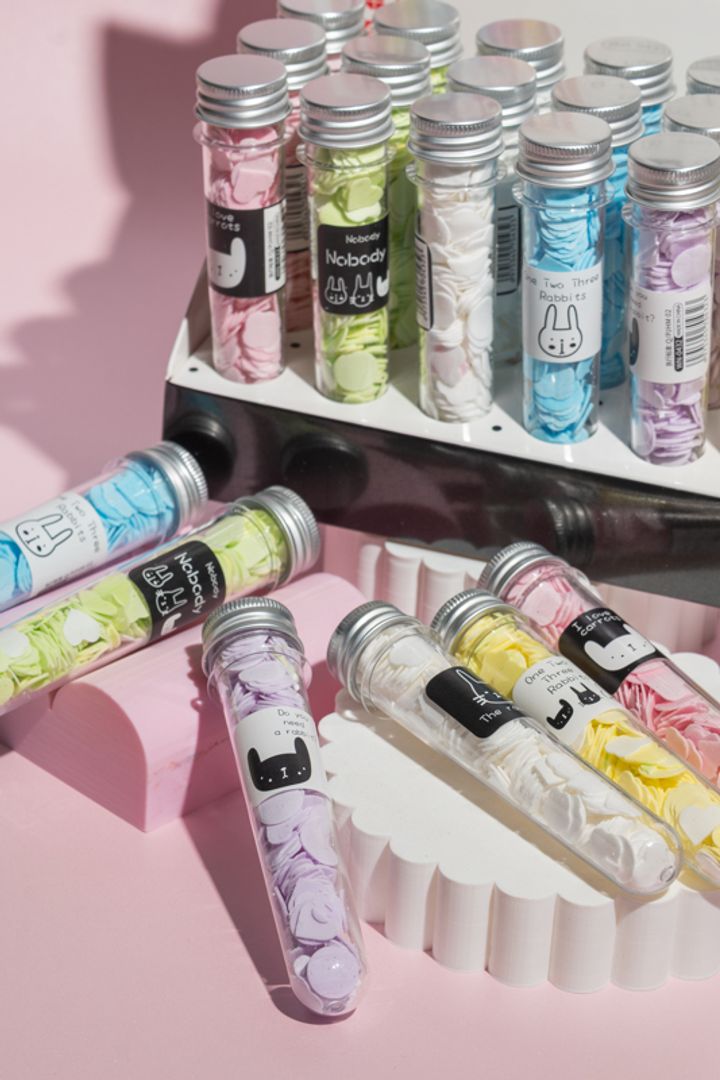 JABÓN EN PÉTALOS CONEJO