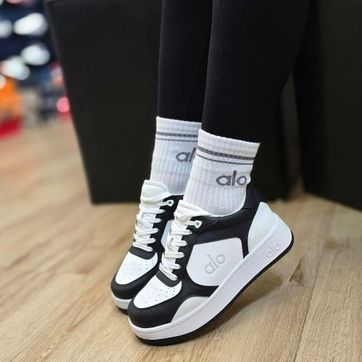 alo x 01 Classic Black White  - imagen 1