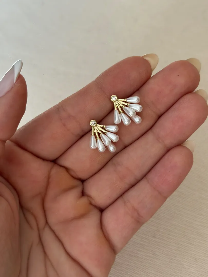 Arete perla pequeño 