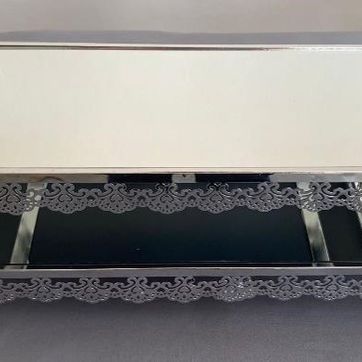 Set de dos charolas plateadas en metal con espejo - imagen 1