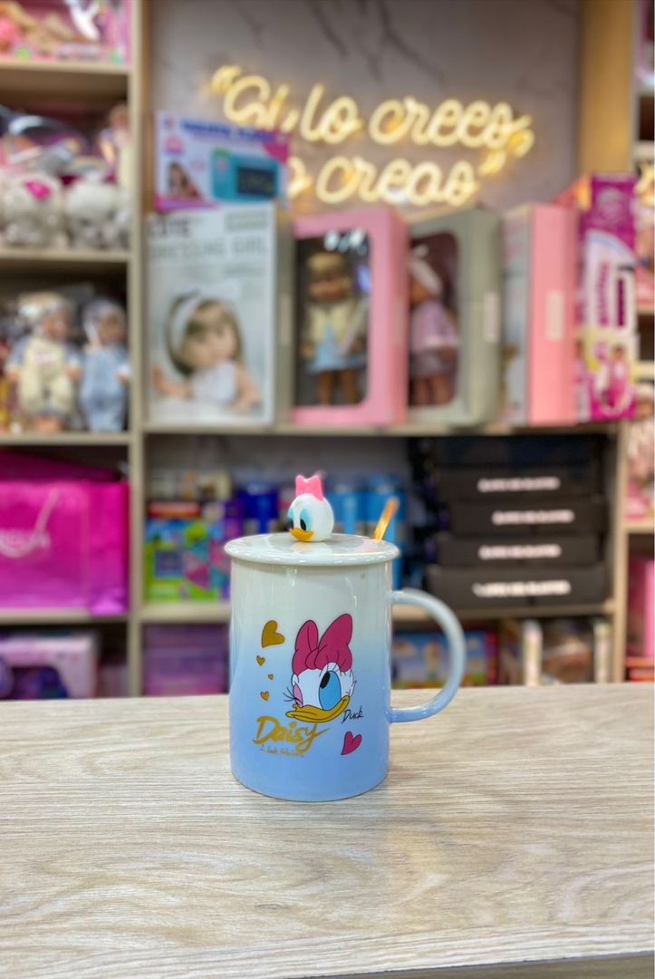 TAZA DAISY CON TAPA FIGURA