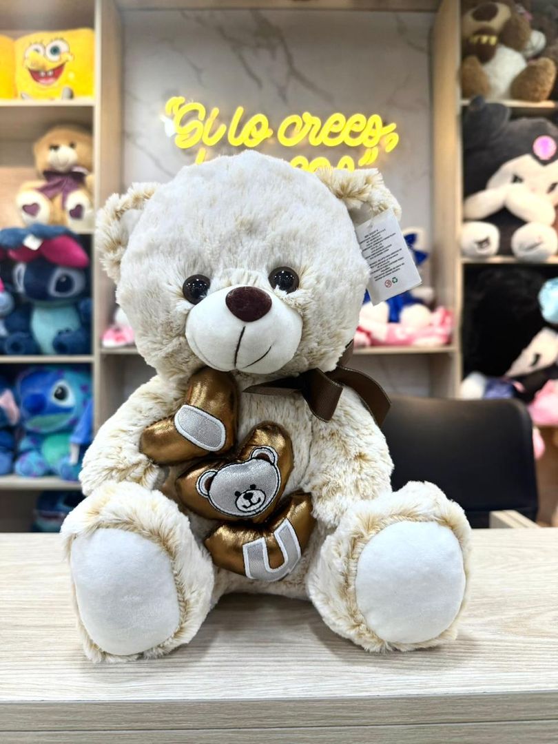 OSO 3 CORAZONES de peluche 27cm