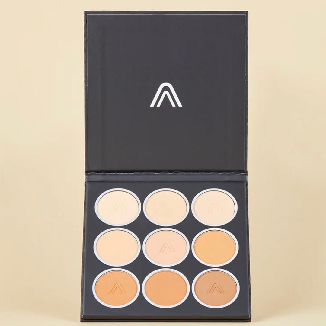 PALETA DE POLVOS COMPACTOS NATURAL TOUCH ATENEA