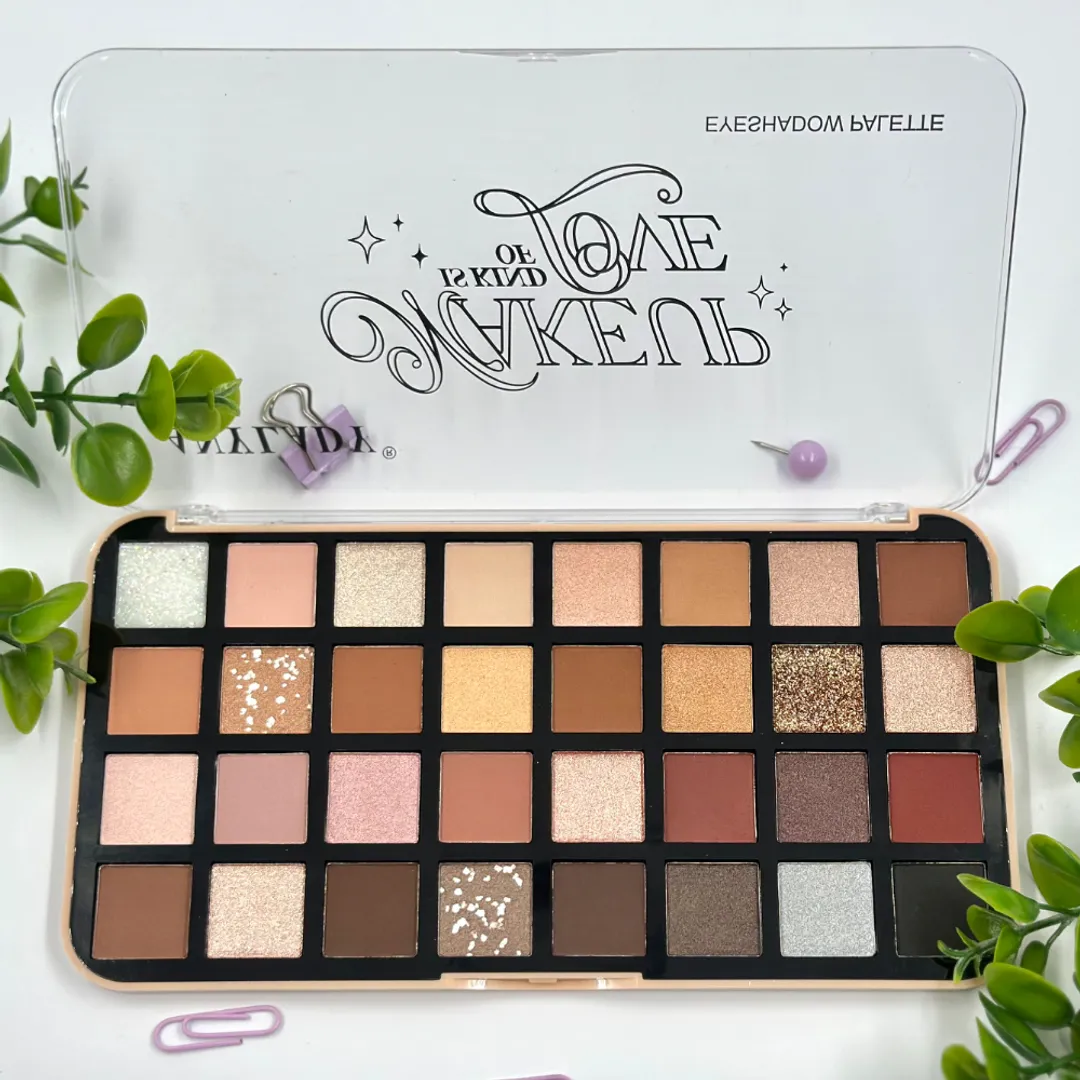 PALETA DE SOMBRAS MAKE UP LOVE ANYLADY