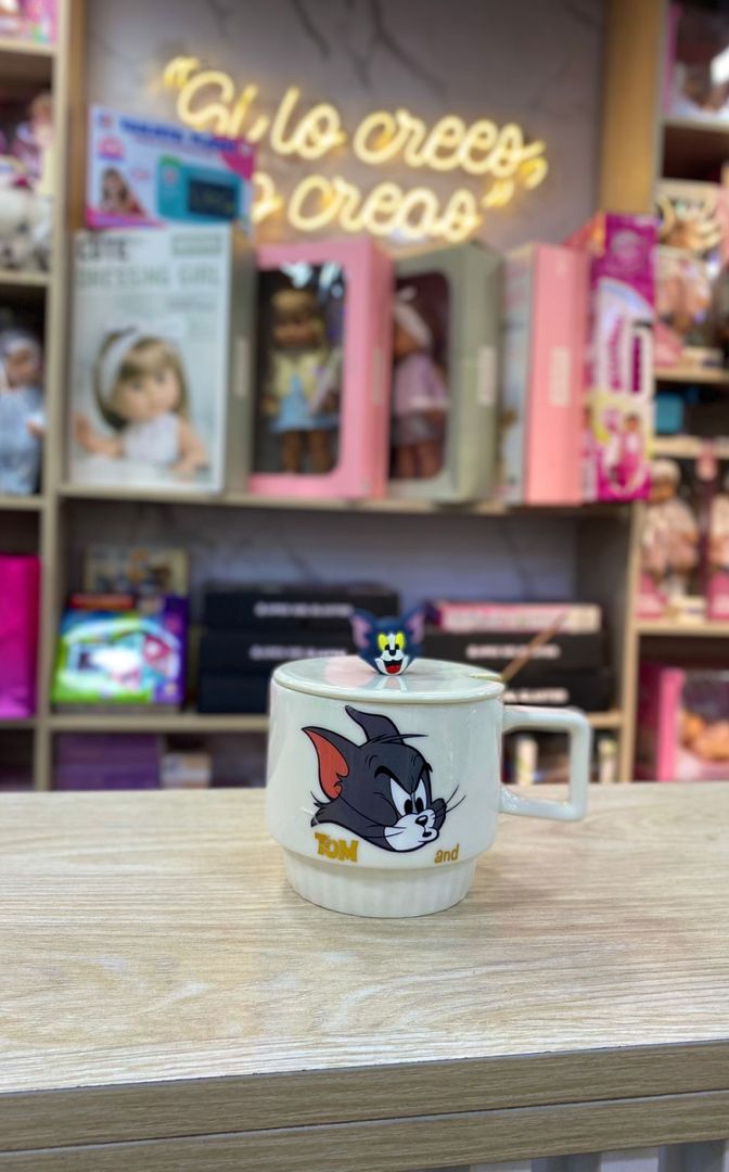 TAZA TOM Y JERRY CON DISEÑO 