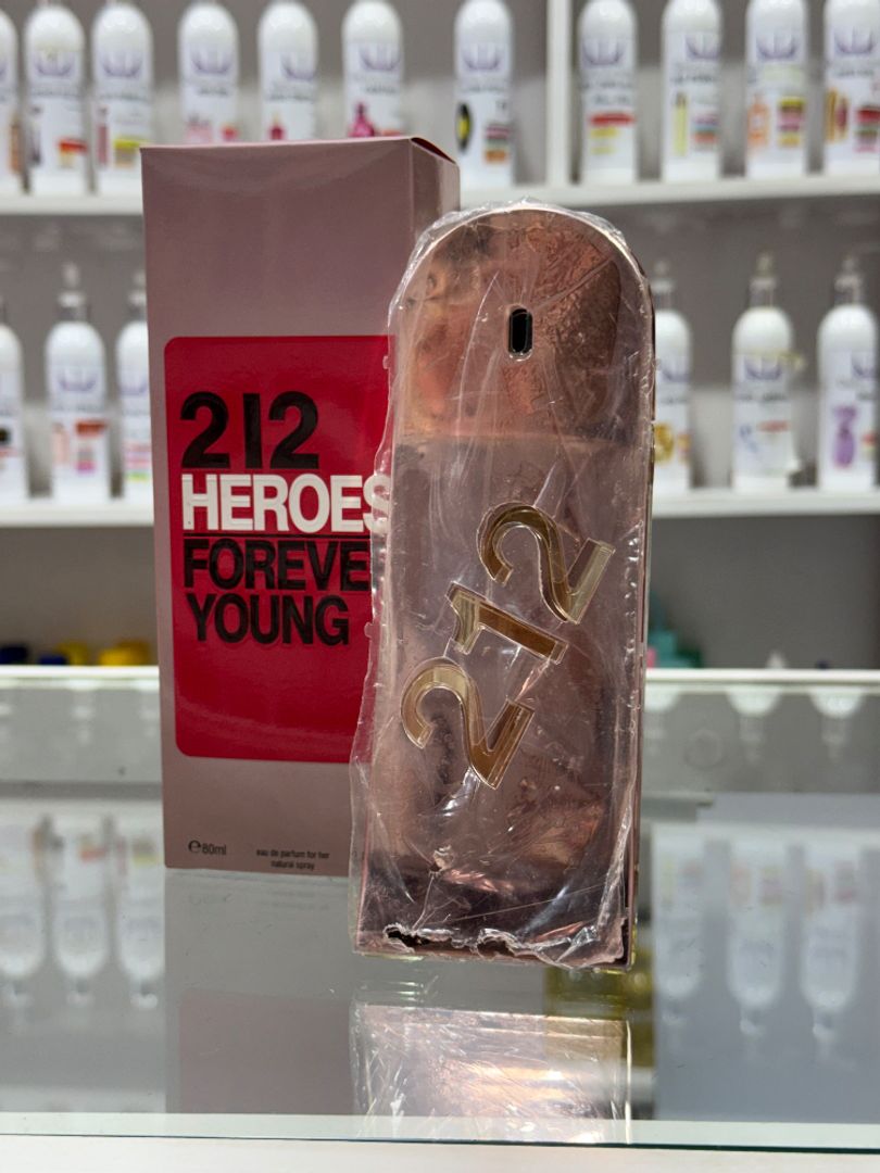 212 Heroes Forever Young de Carolina Herrera 