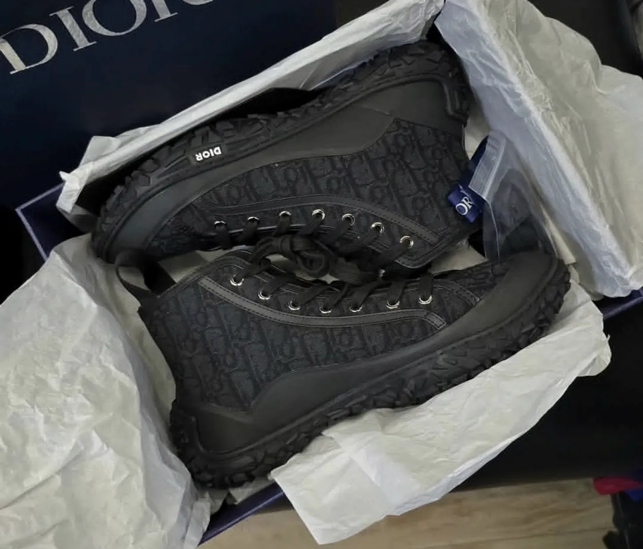 Dior B28 Black