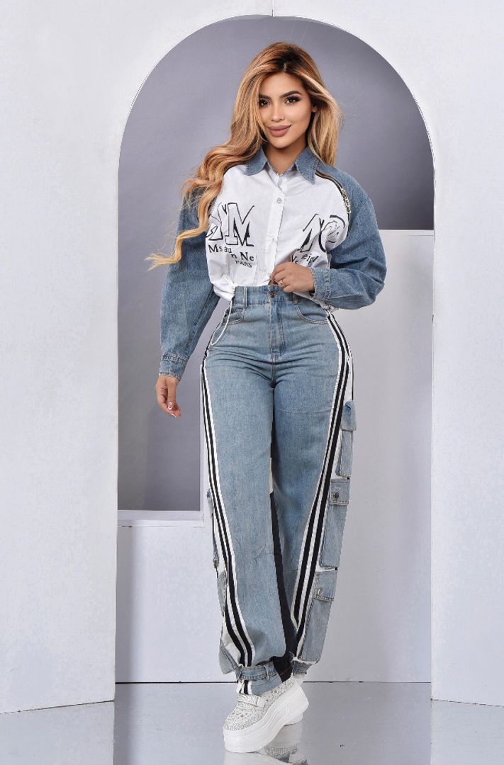 JEAN CARGO NEGRO CON DENIM 