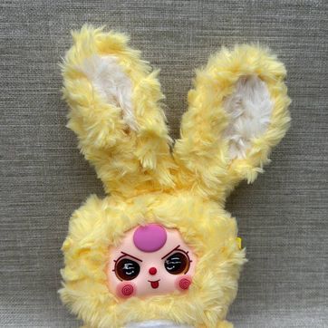 Imagen del producto MUÑECA KAWAI AMARILLA 18 CM