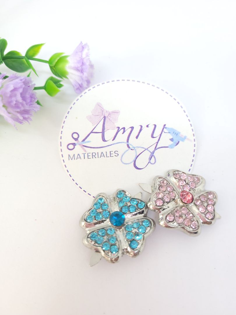 Aplique Metálico Trébol 3,5cm