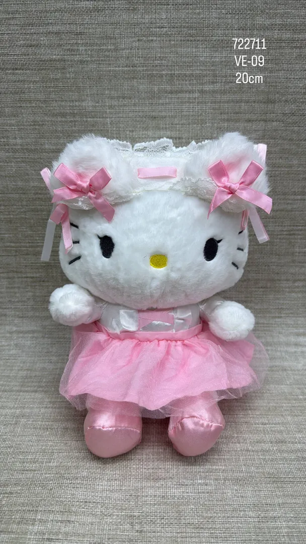 HELLO KITTY CON VESTIDO ROSA 20 CM