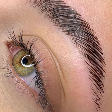 Imagen del producto Lifting de cejas 