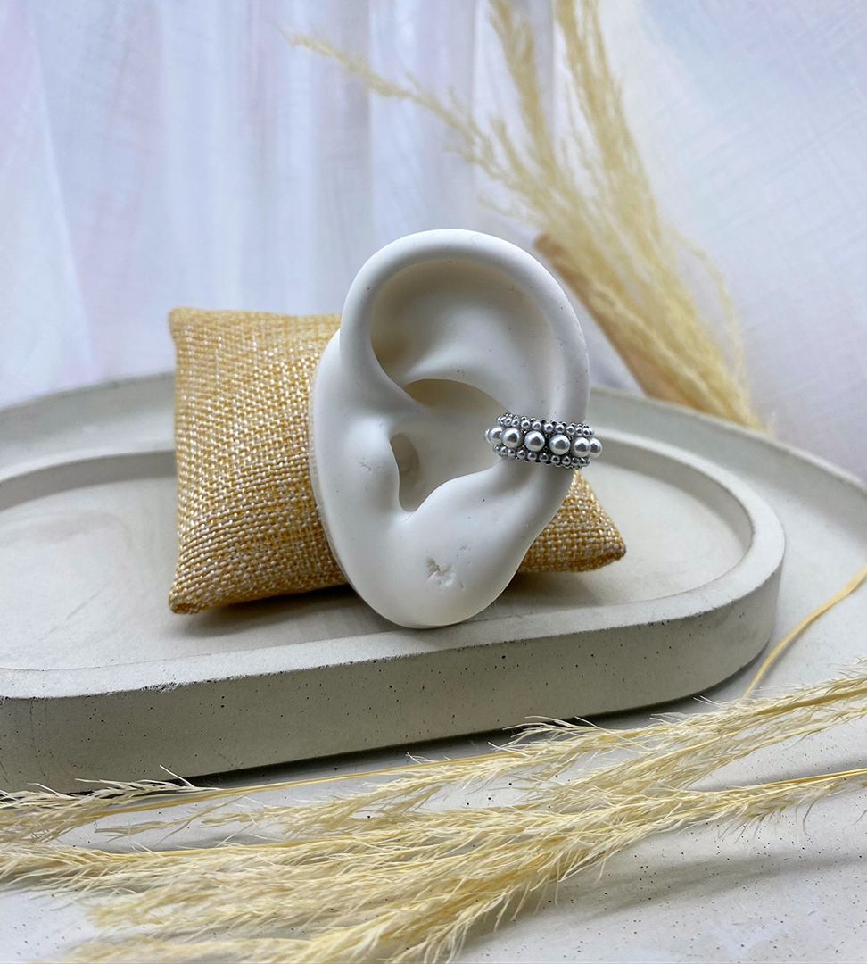 Earcuff plateado, perlas, covergold 
