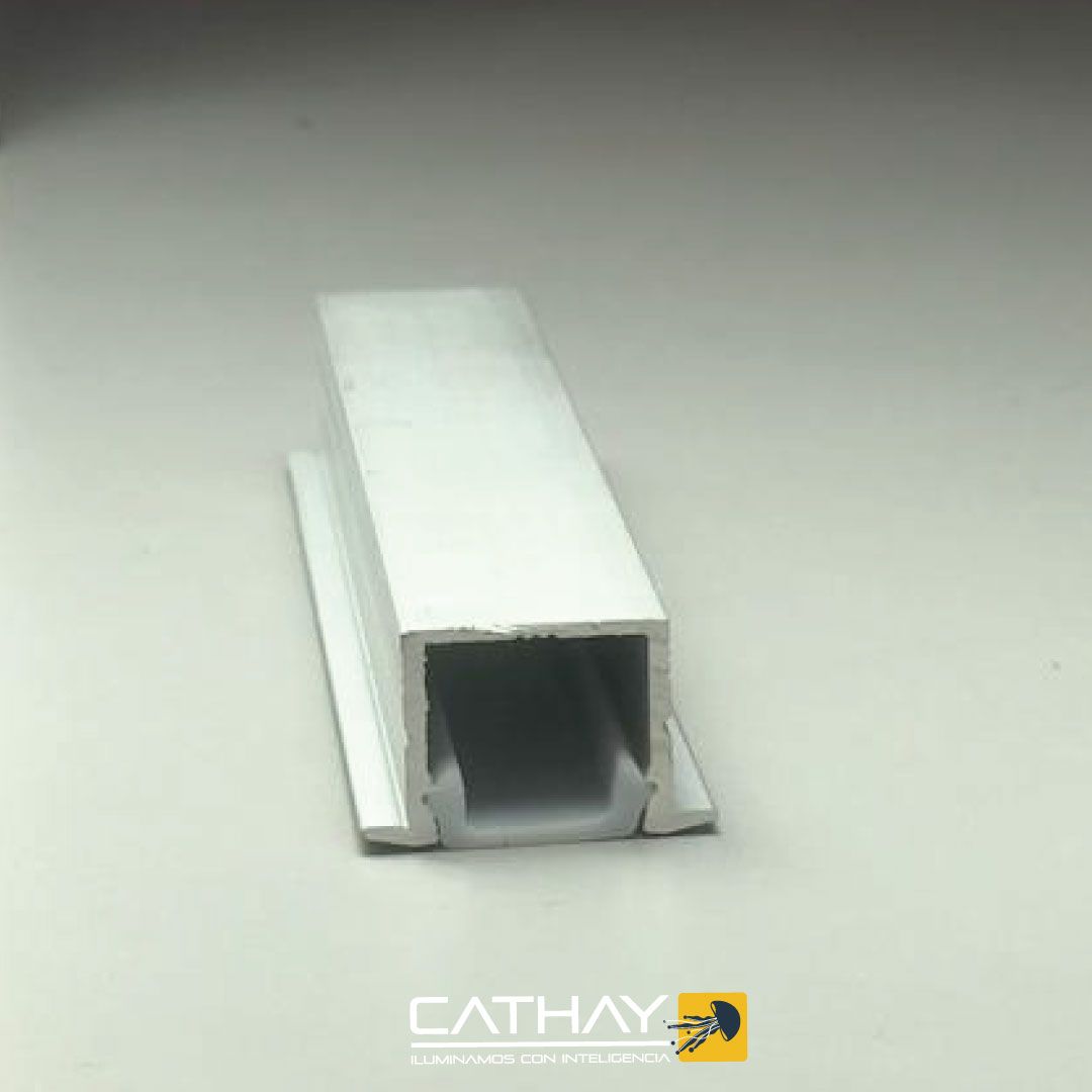 PERFIL INTERIOR DE EMPOTRAR CON PANTALLA ACRILICA OPALIZADA (INSIDE) 3 mts 