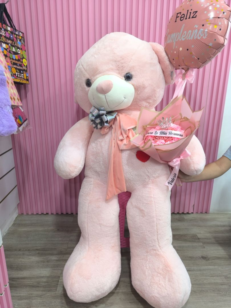 ARREGLO PELUCHE CON ROSAS ETERNAS 