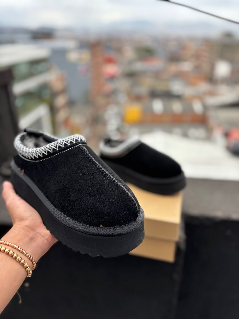 TENIS SUECO OSCURO UGG..