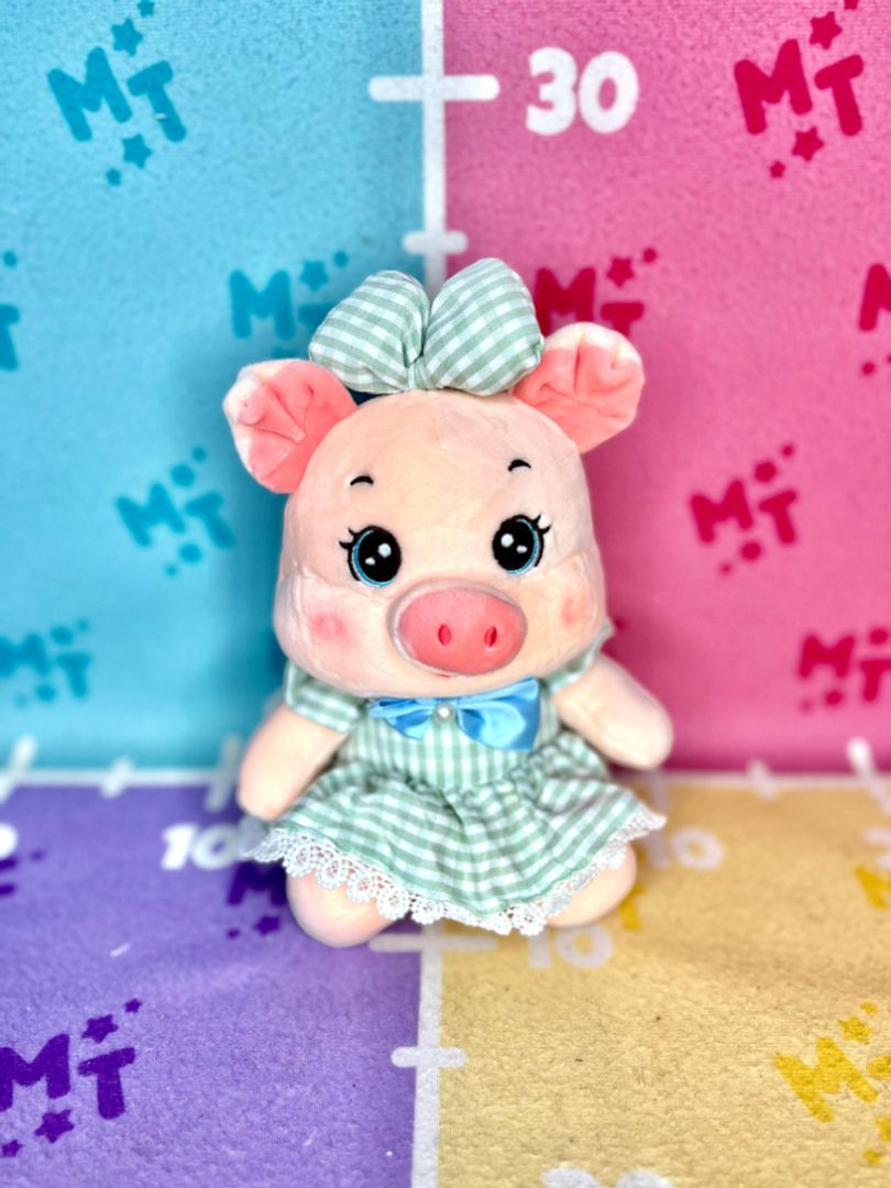 Cerdito vestido cuadros moño