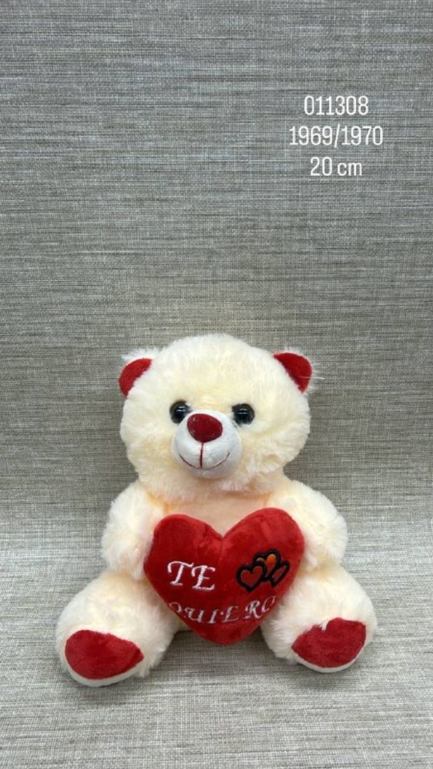 OSO CORAZÓN ROJO SURTIDO 20 CM