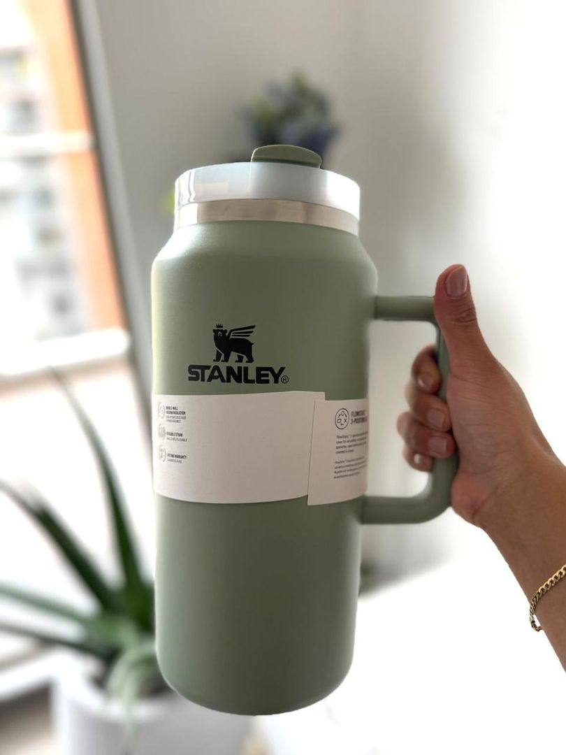 TERMO STANLEY 1.9Litros 64onzas VASO
