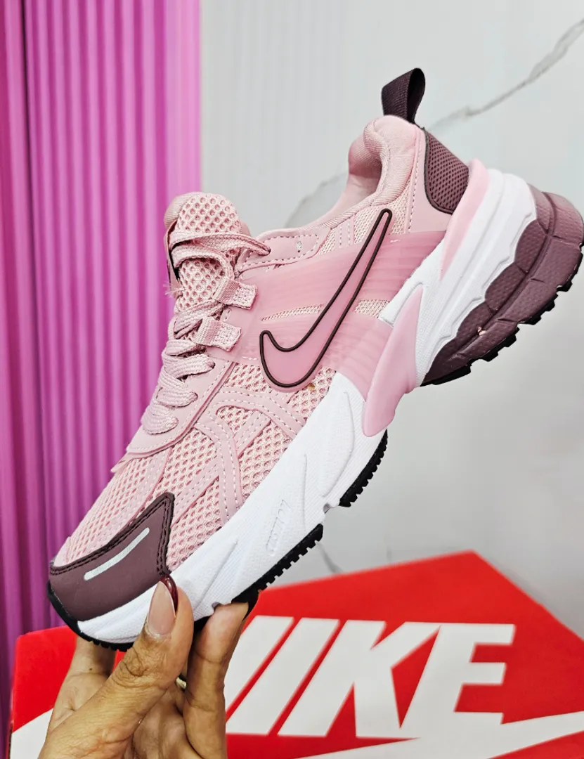 NIKE V2K RUN ROSADAS