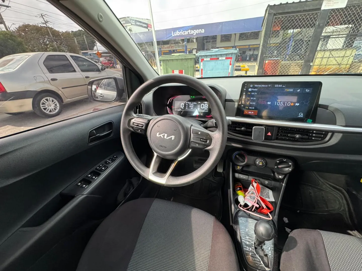KIA PICANTO AUTOMATICO ZENITH 2025