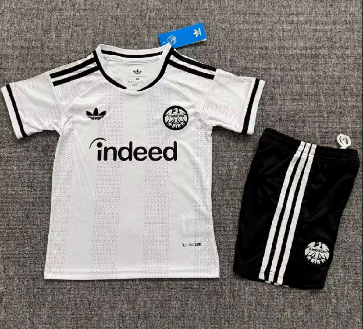 Eintracht Frankfurt 2026-27 Niño Fan
