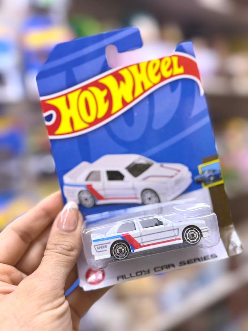 CARROS HOTWHELS