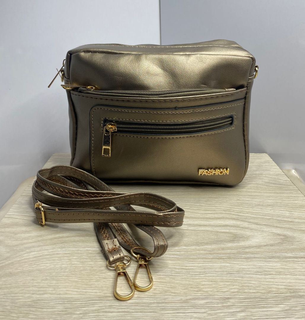 Bolso café metálico 