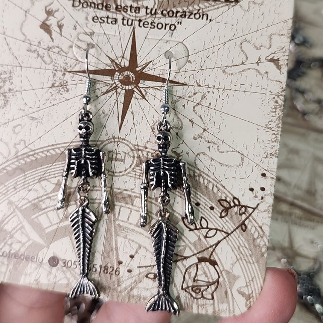 ARETES ESQUELETO SIRENA