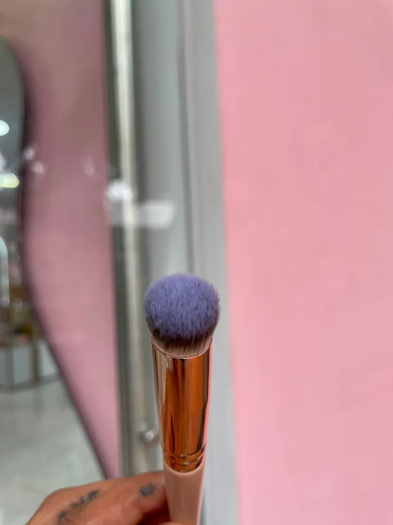 BROCHA CORRECTOR HUDA3EALITY