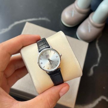 Imagen del producto Q&Q CUERO 