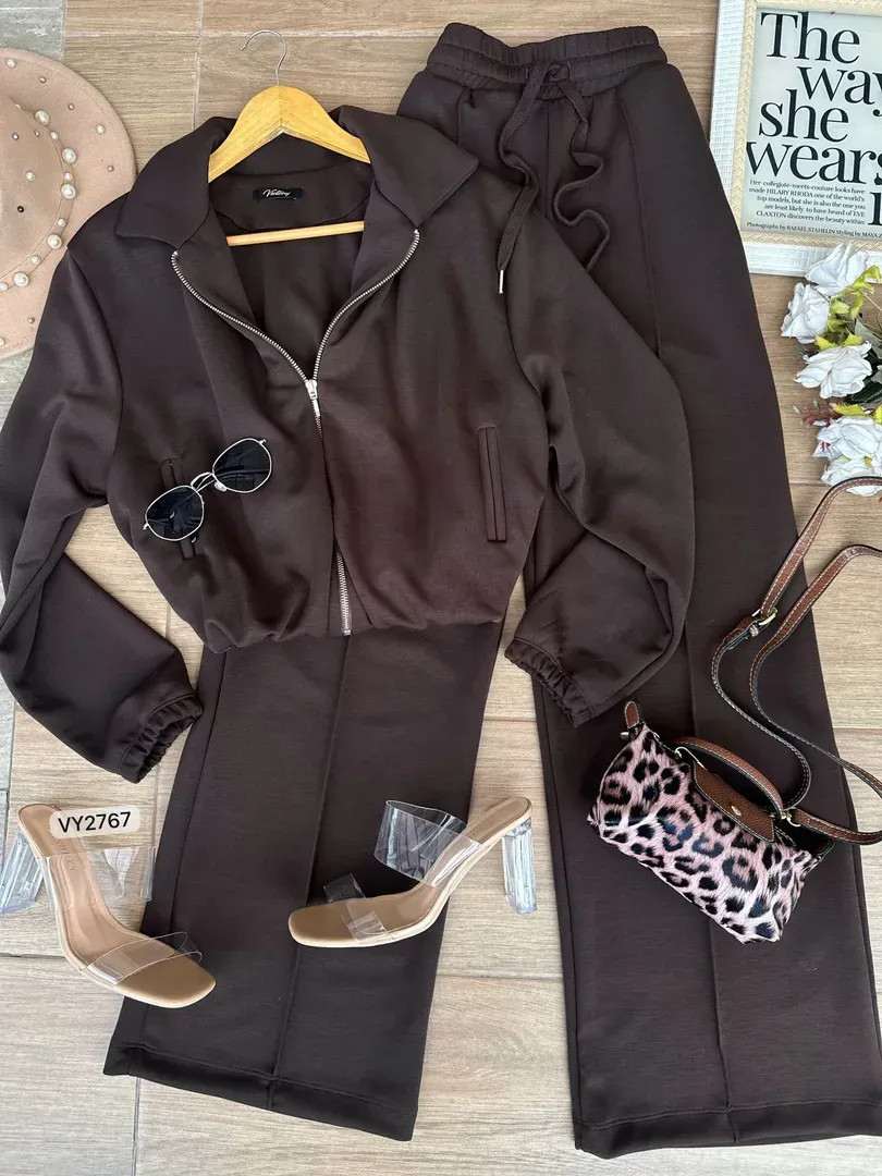 Conjunto chaqueta + pantalón 