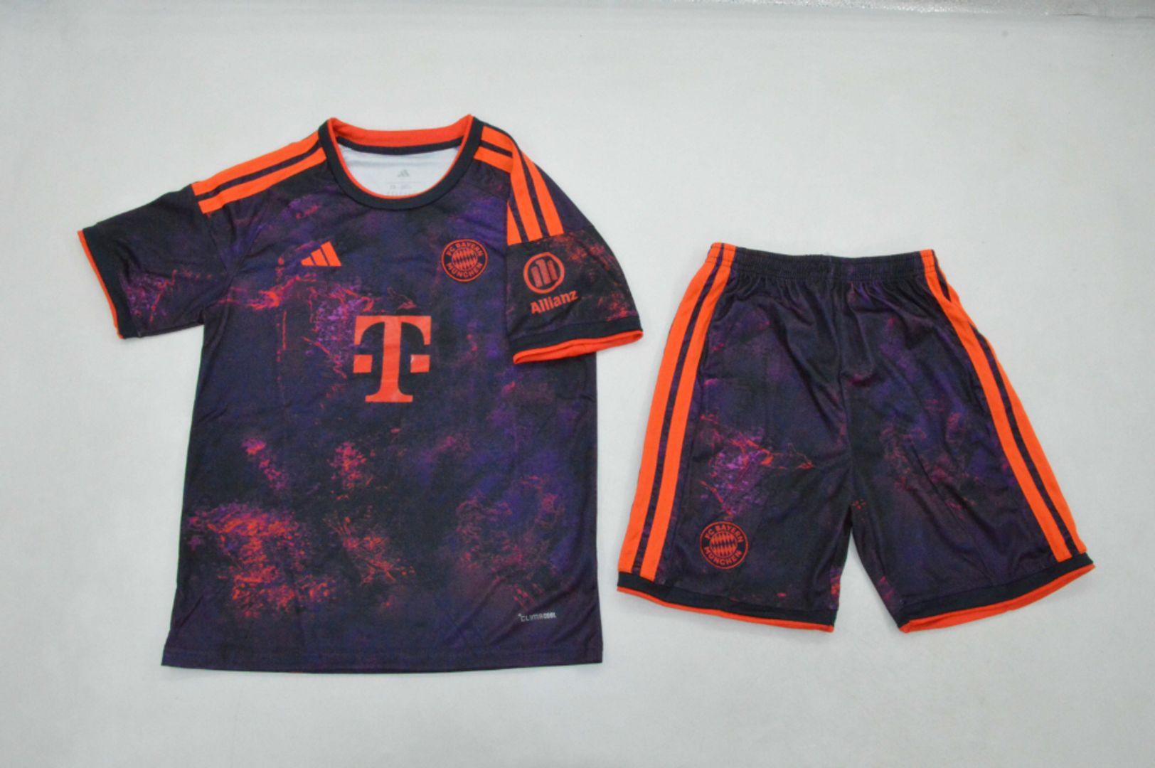 Bayern Munich 2026-27 Niño Fan